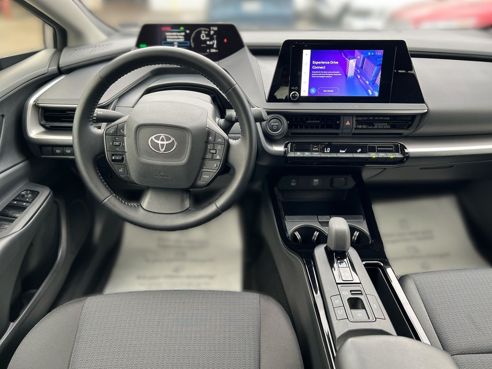 Used 2025 Toyota Prius LE AWD/4WD image 23