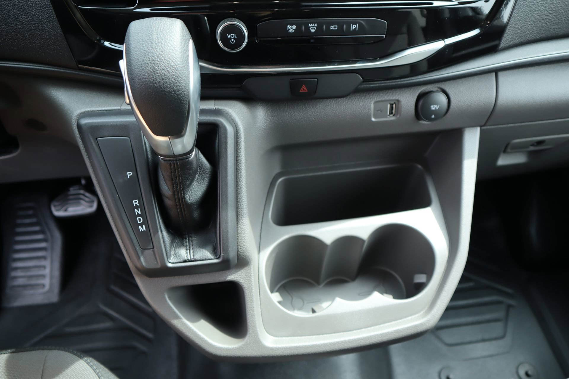 New 2026 Ford Transit 350 XLT image 9