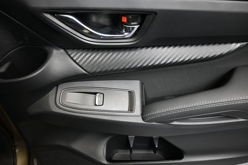 Certified 2025 Subaru Ascent Premium AWD/4WD image 15