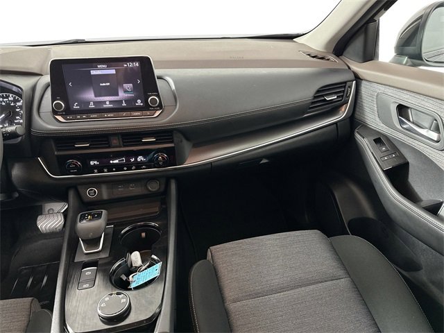 Used 2023 Nissan Rogue SV image 25