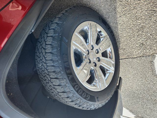 Used 2018 GMC Sierra 1500 SLT image 29