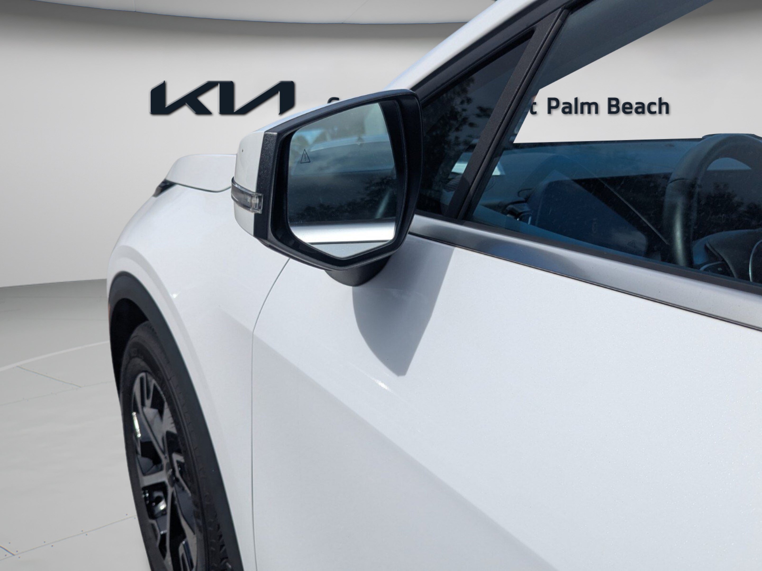 Certified 2023 Kia Sportage EX FWD image 41