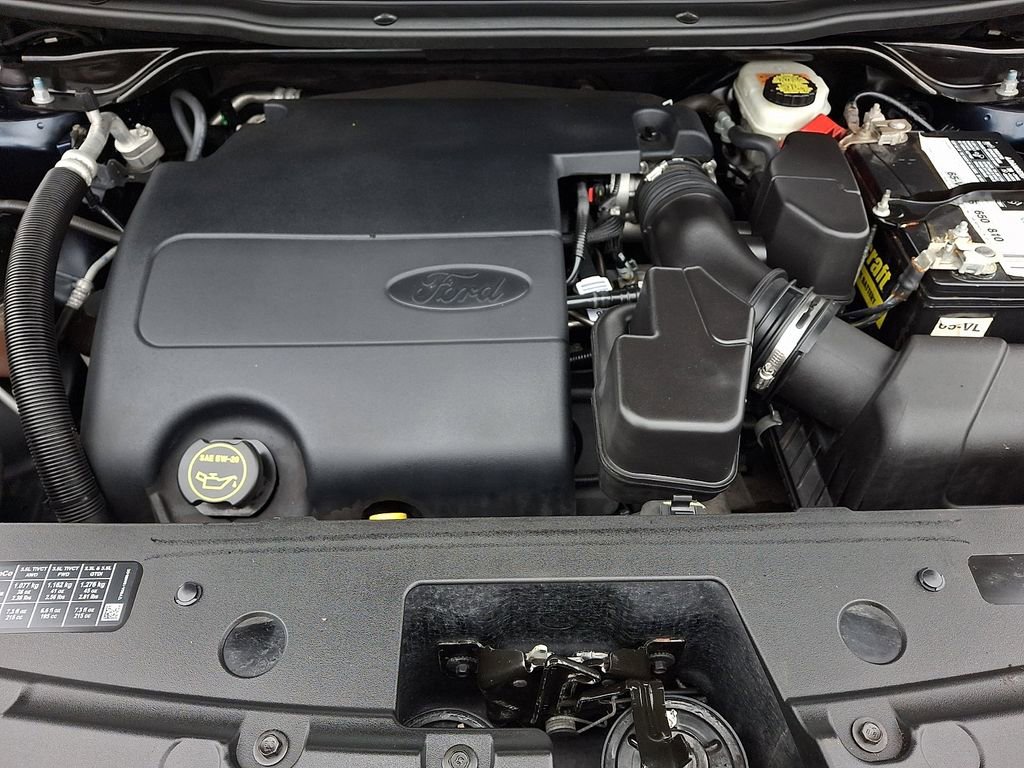 Certified 2017 Ford Explorer XLT w/ Equipment Group 202A image 29