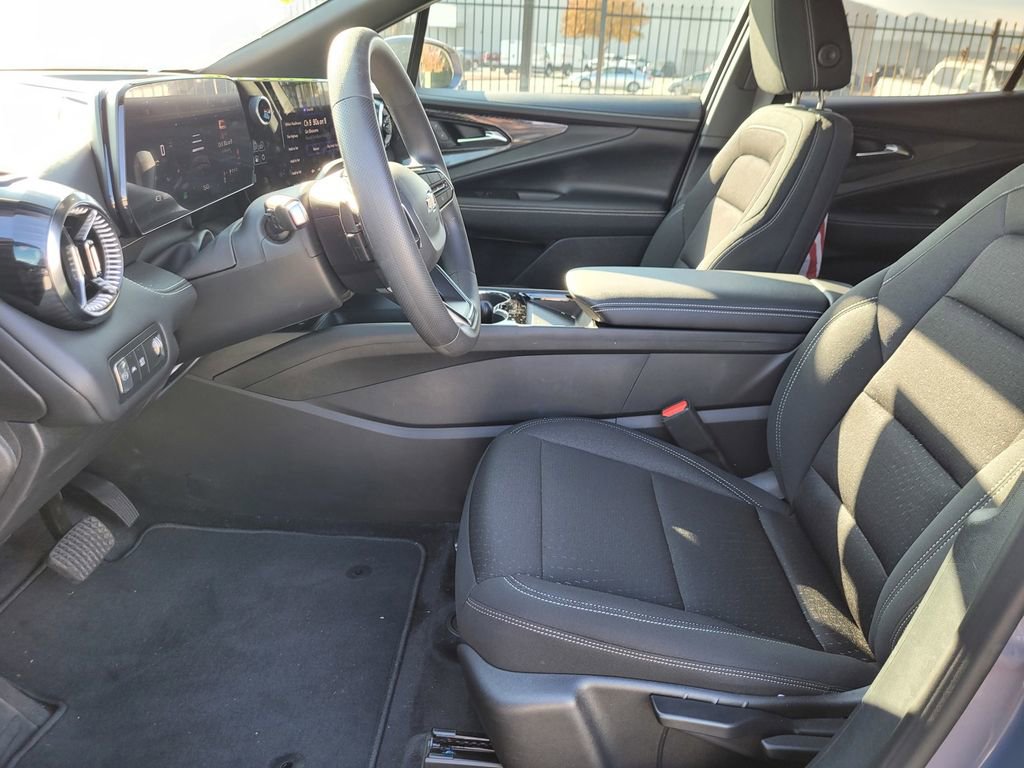 Used 2025 Chevrolet Blazer EV LT image 15