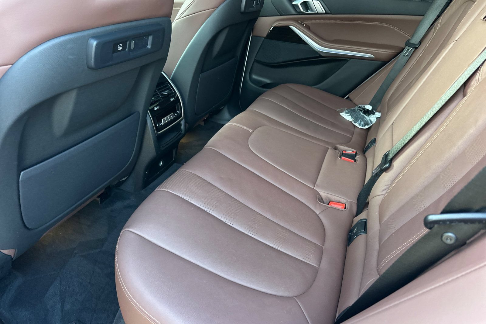 Used 2021 BMW X5 xDrive40i w/ Convenience Package AWD/4WD image 12