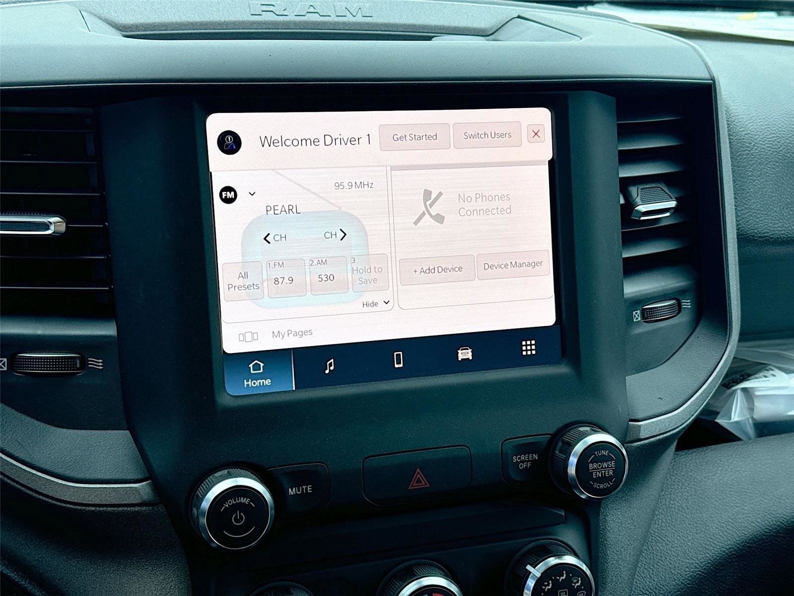 New 2024 RAM 2500 Tradesman w/ Chrome Appearance Group image 9