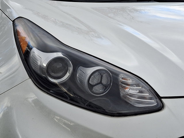 Used 2021 Kia Sportage LX image 9