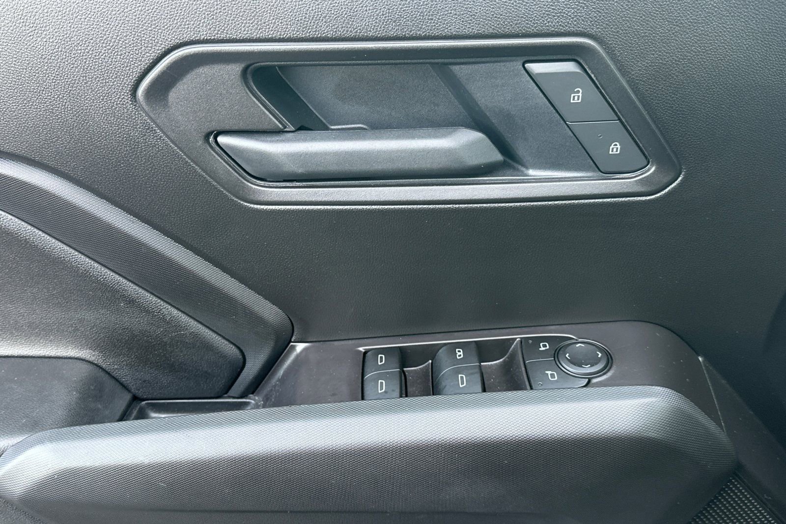 Used 2026 Chevrolet Colorado Trail Boss image 12