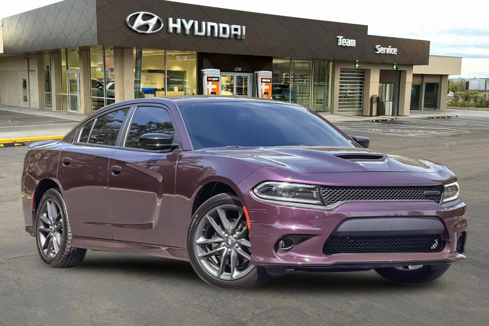 Used 2022 Dodge Charger GT w/ Plus Group AWD/4WD image 2