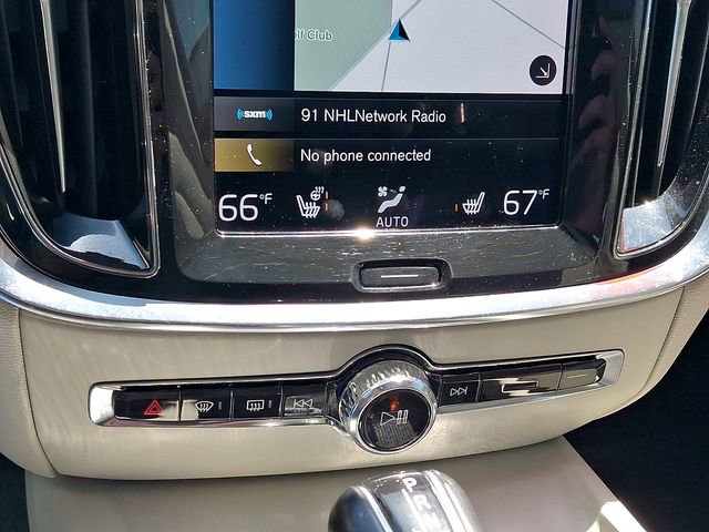 Used 2021 Volvo V60 T5 Cross Country w/ Climate Package AWD/4WD image 16
