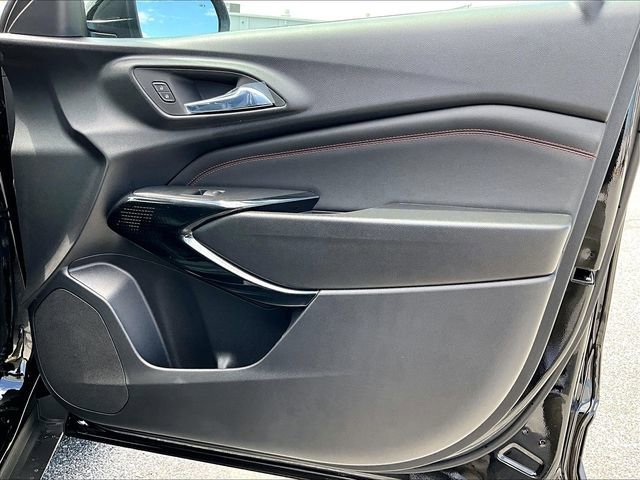 New 2026 Chevrolet Trax RS w/ Sunroof Package FWD image 27