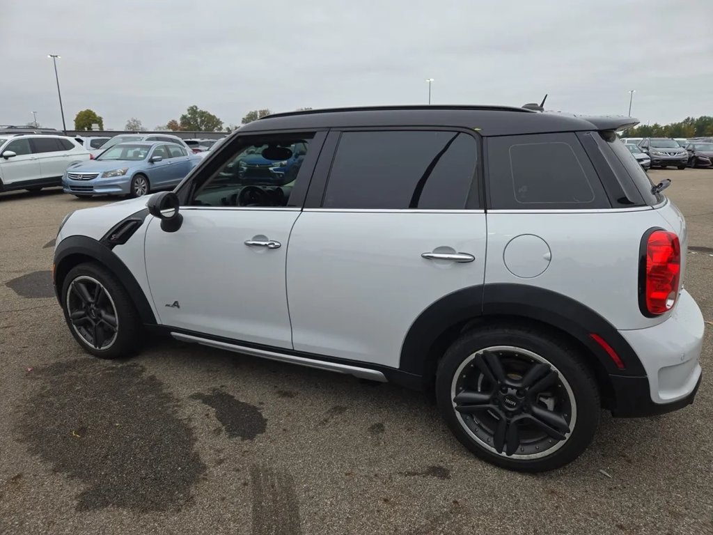 Used 2016 MINI Cooper Countryman S AWD/4WD image 2