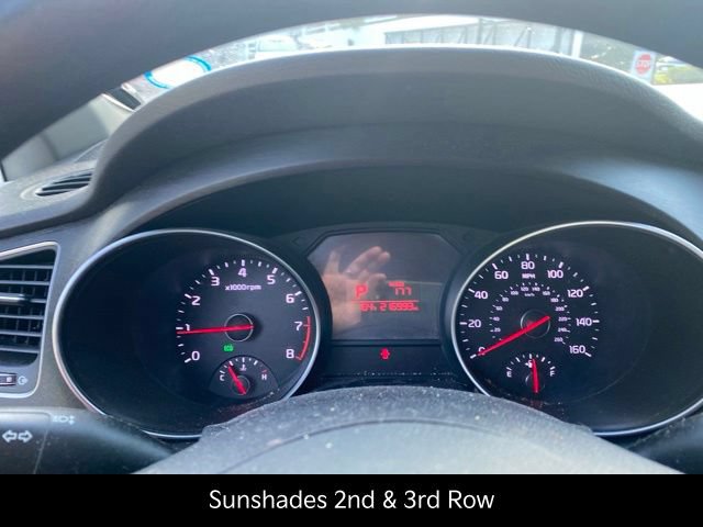 Used 2015 Kia Sedona LX w/ LX Convenience Package FWD image 12