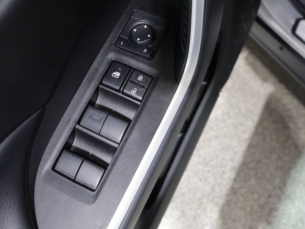 Used 2024 Toyota RAV4 LE AWD/4WD image 13