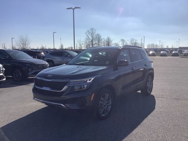 Used 2021 Kia Seltos S image 1