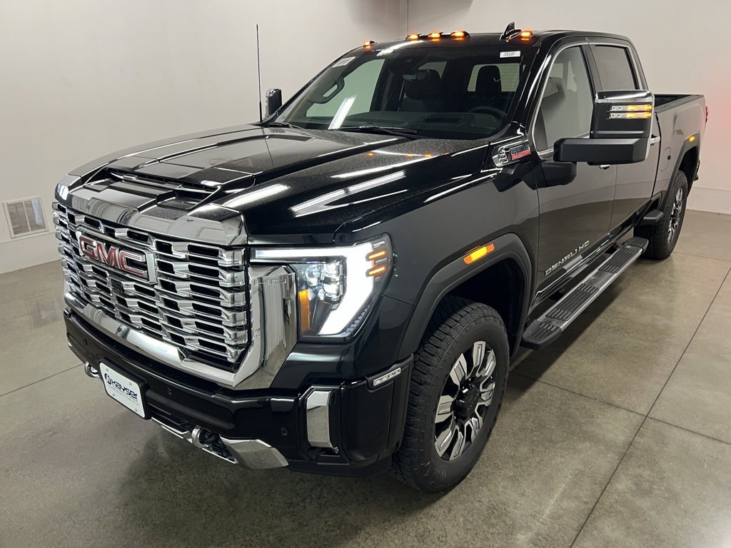 New 2026 GMC Sierra 2500 Denali w/ Technology Package image 9