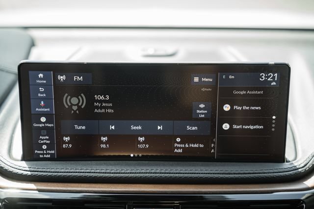 Used 2025 Acura MDX SH-AWD w/ Advance Package image 23