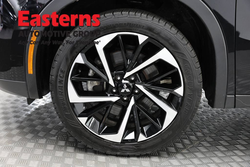 Used 2024 Mitsubishi Outlander SE AWD/4WD image 33