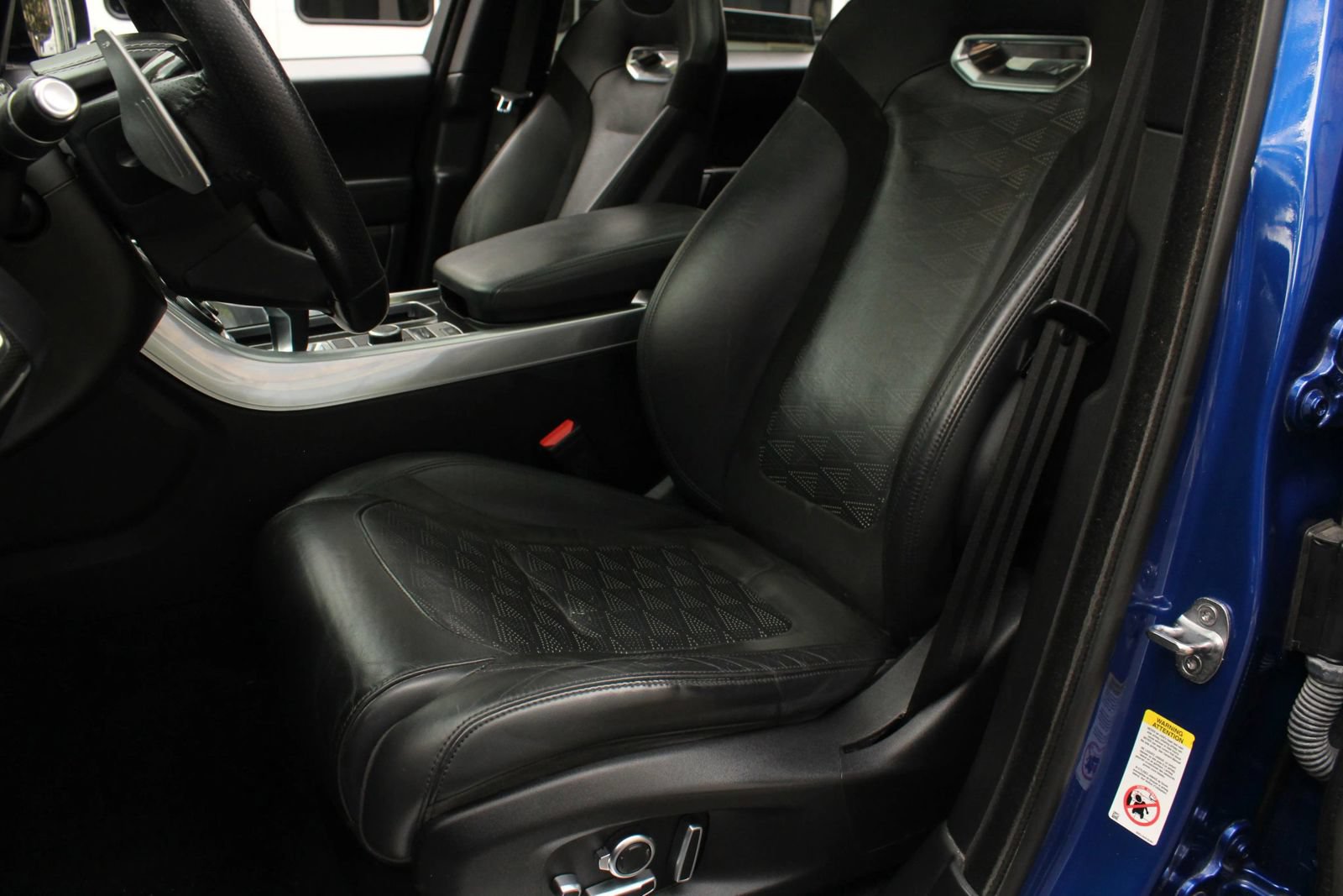 Used 2019 Land Rover Range Rover Sport SVR AWD/4WD image 17