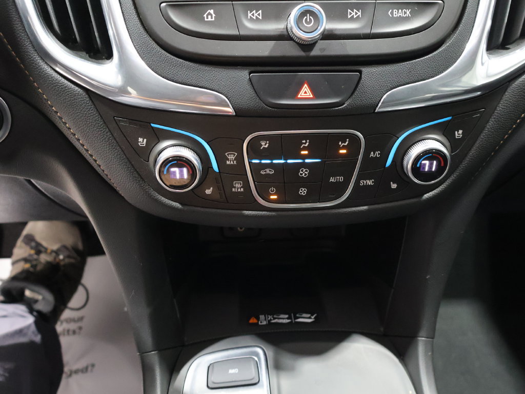 Used 2018 Chevrolet Equinox Premier w/ Premier True North Edition AWD/4WD image 28