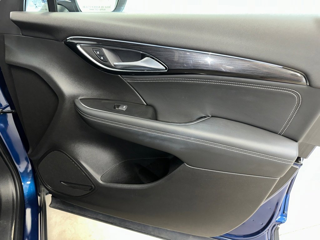 Certified 2023 Buick Envision Essence image 32