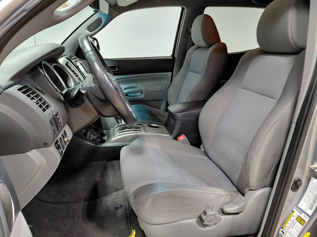 Used 2014 Toyota Tacoma 4x4 Double Cab w/ TRD Sport Package image 3