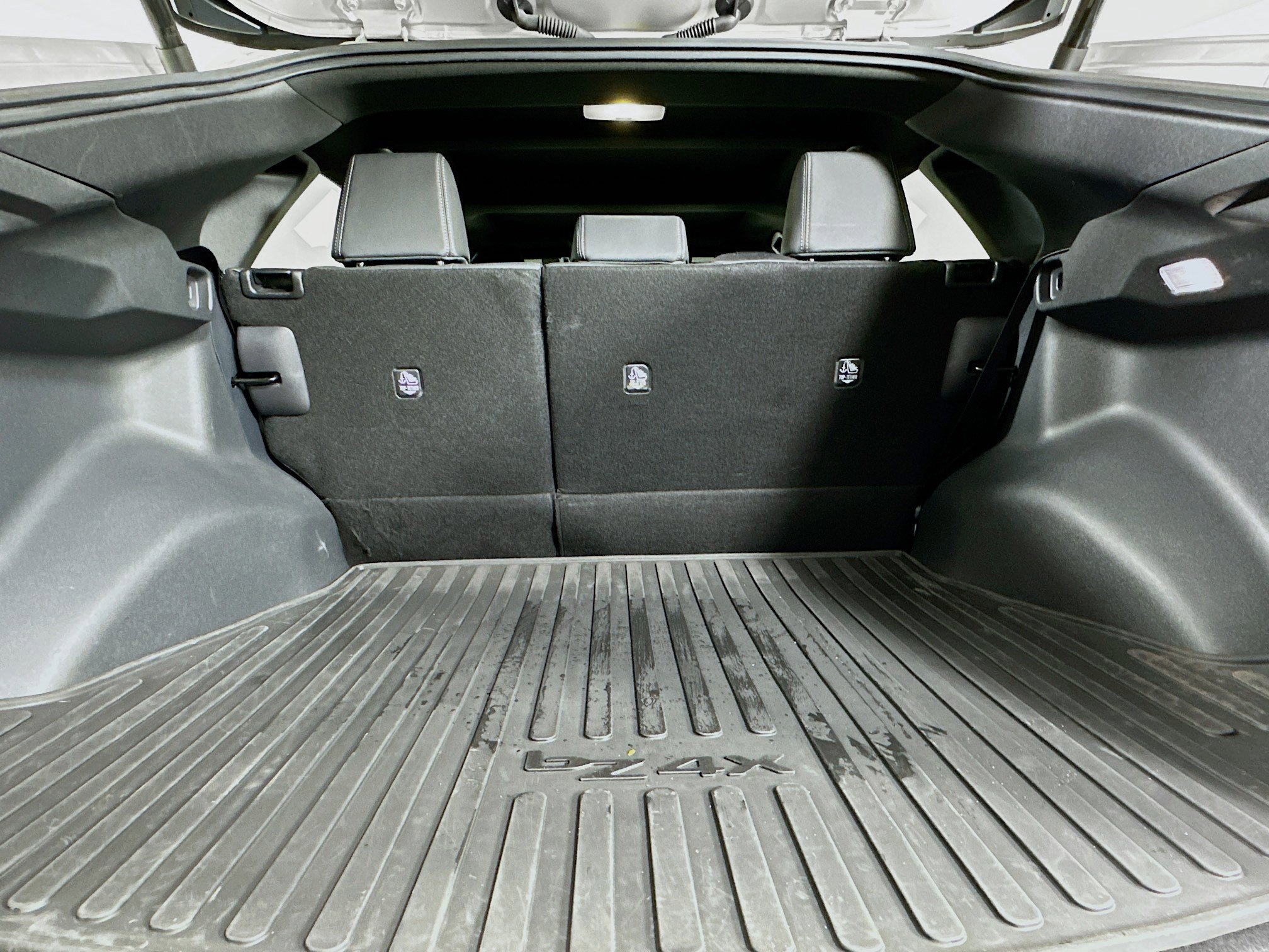 Used 2024 Toyota bZ4X XLE image 30