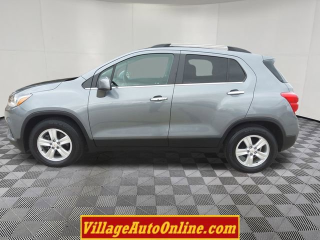 Used 2019 Chevrolet Trax LT w/ LT Convenience Package FWD image 9
