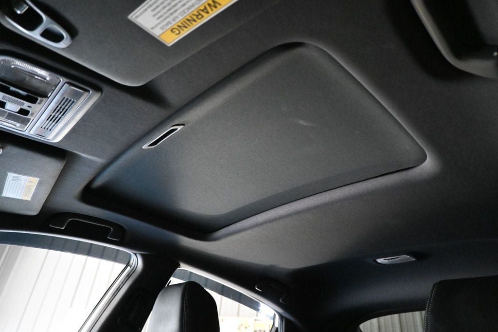 Used 2019 Honda Civic EX-L image 22