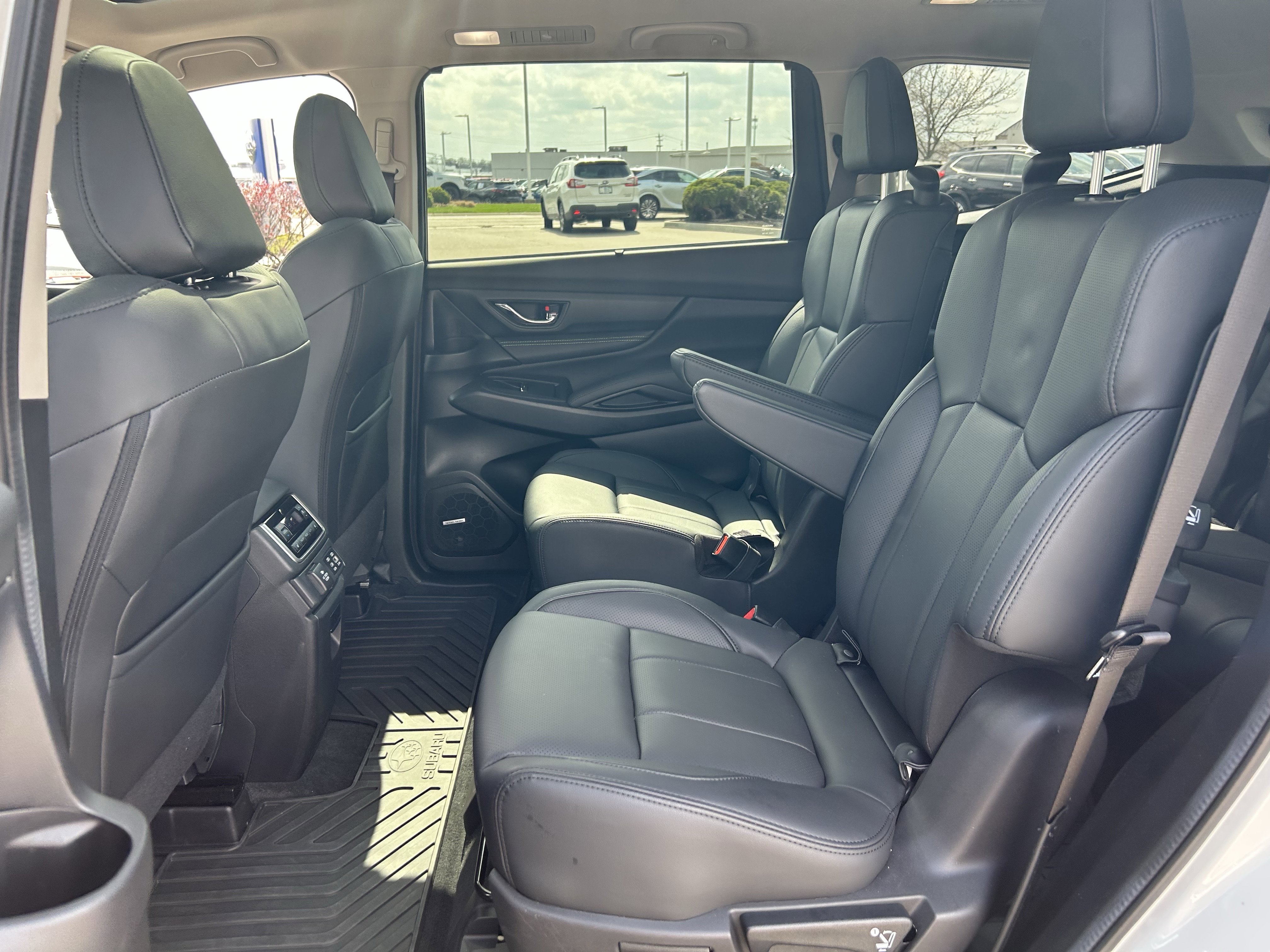 Used 2025 Subaru Ascent Bronze Edition w/ Onyx Package image 24