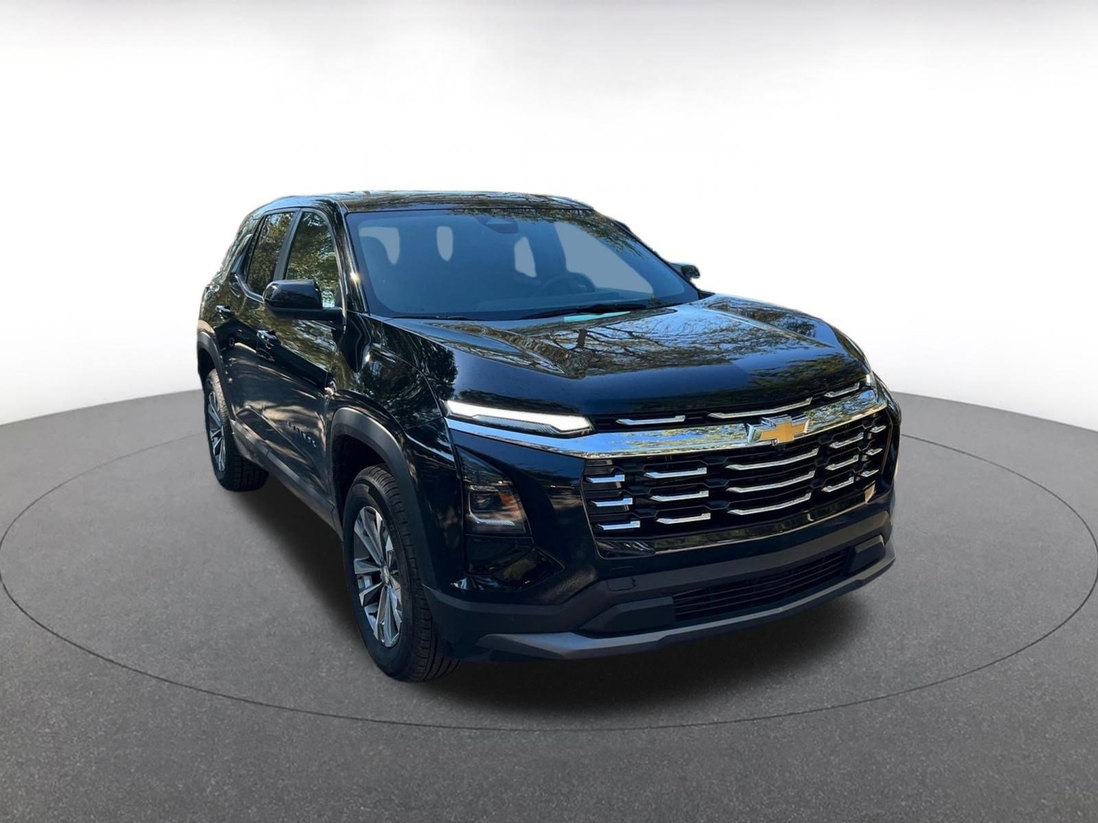 Used 2025 Chevrolet Equinox LT image 1
