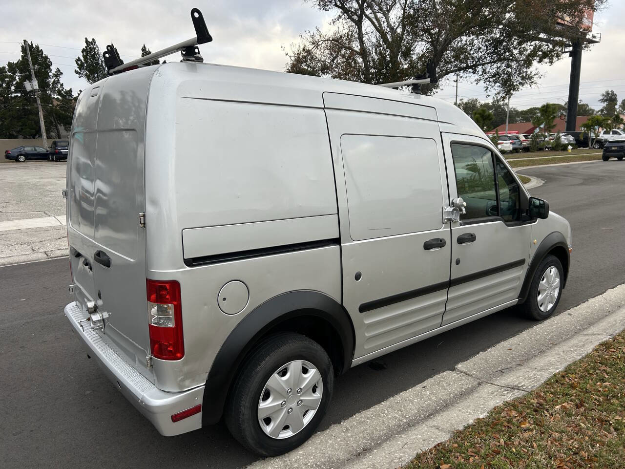 Used 2012 Ford Transit Connect XL FWD image 6