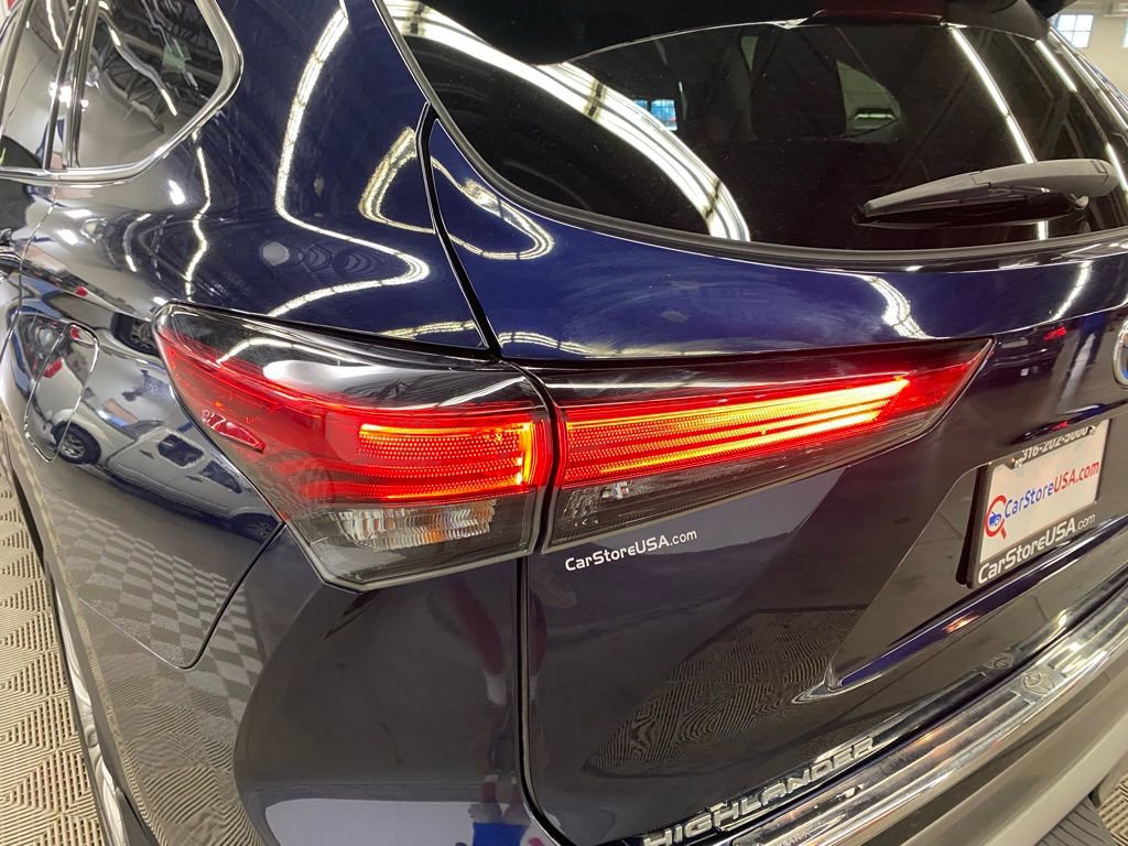 Used 2022 Toyota Highlander Platinum image 7