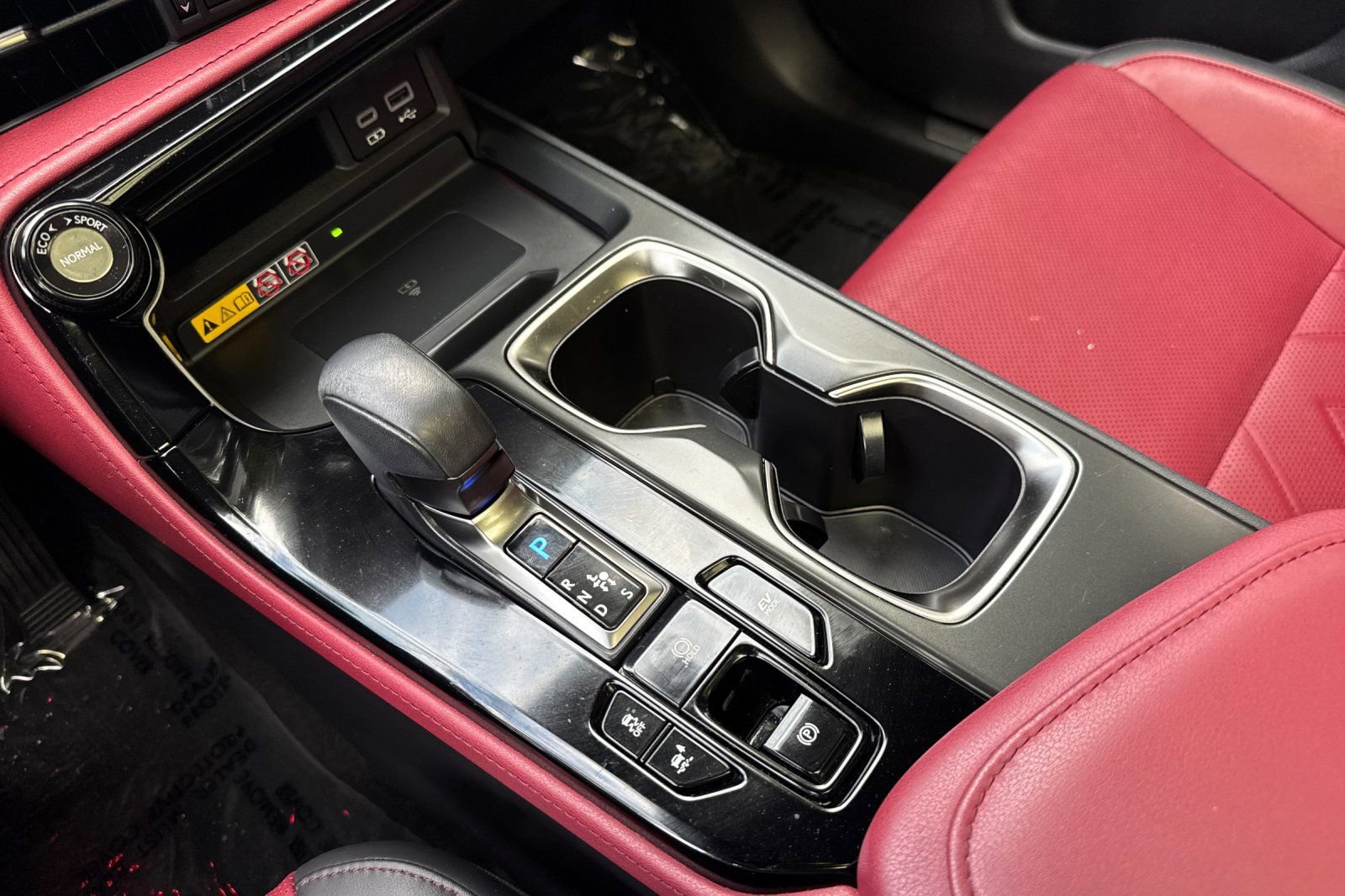 Used 2022 Lexus NX 350h AWD image 22