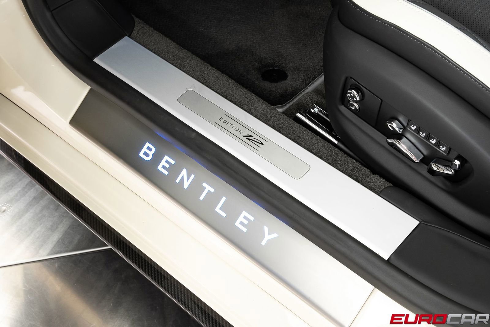 Used 2024 Bentley Flying Spur W12 AWD/4WD image 46