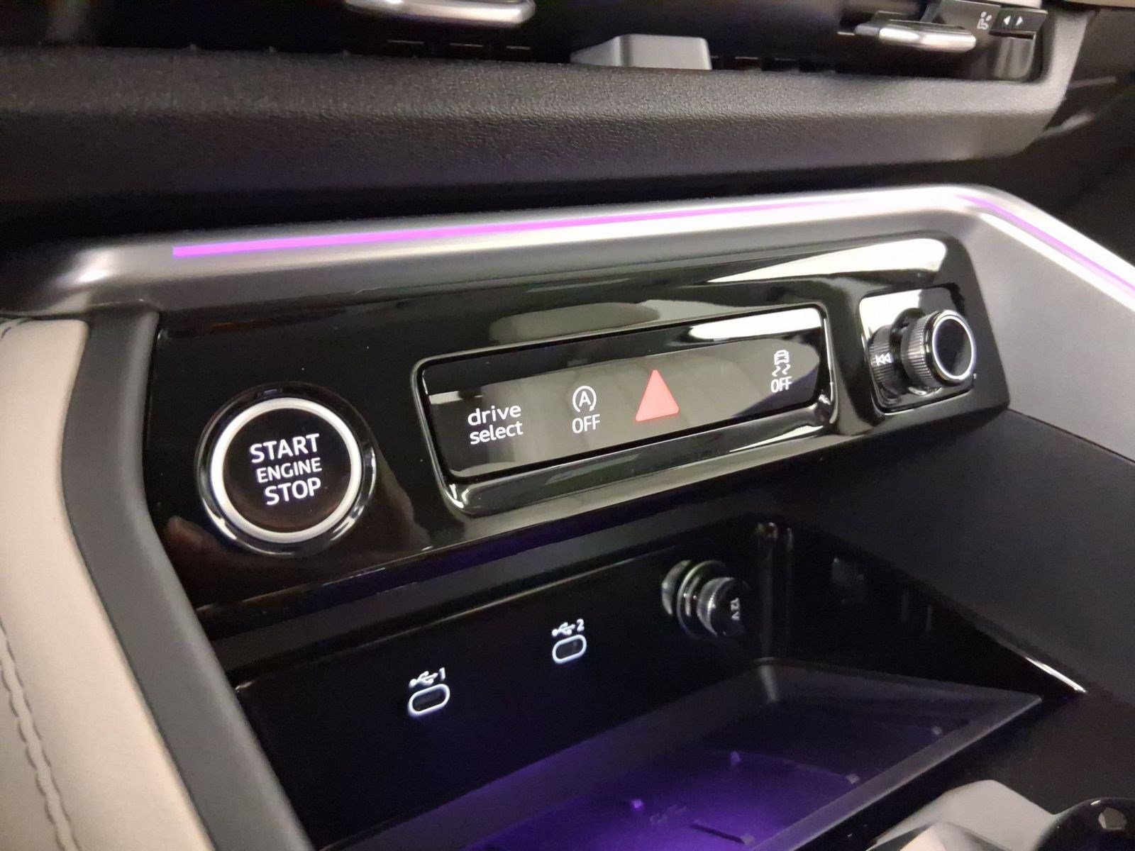 Certified 2025 Audi Q5 Premium w/ Convenience Package image 25