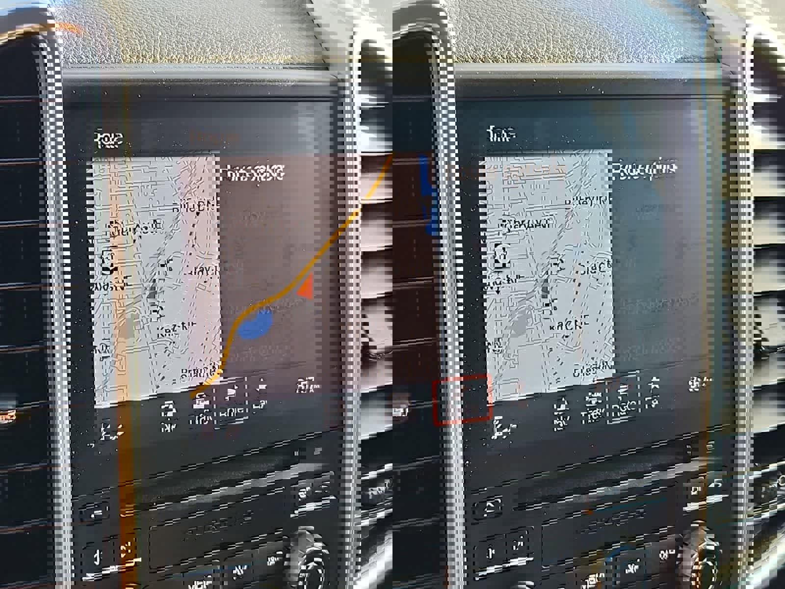 Used 2018 Porsche Cayenne S image 29