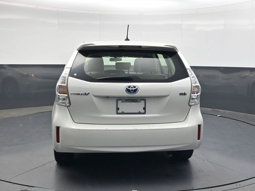 Used 2014 Toyota Prius V Three FWD image 5
