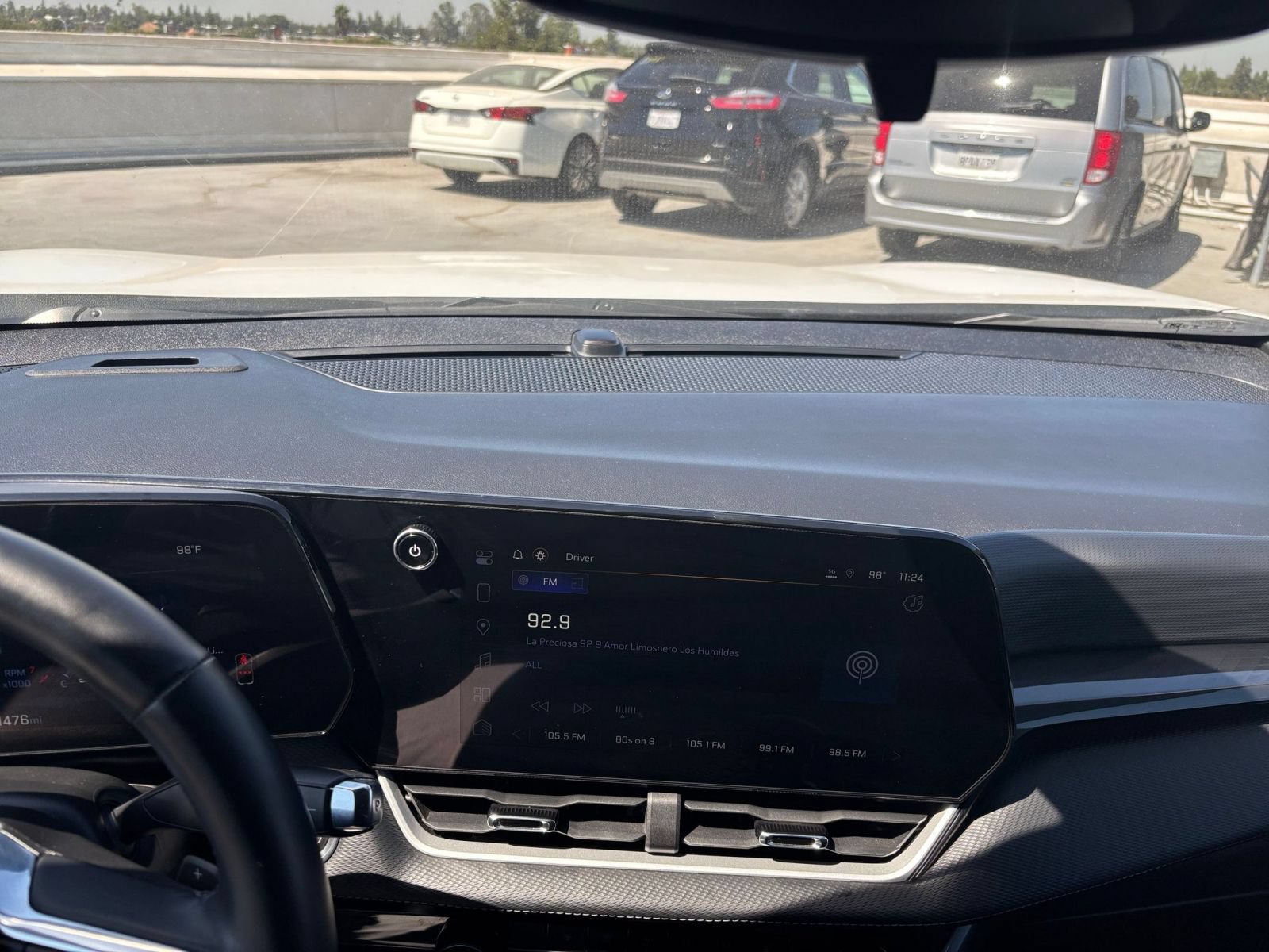 Used 2025 Chevrolet Equinox LT FWD image 17