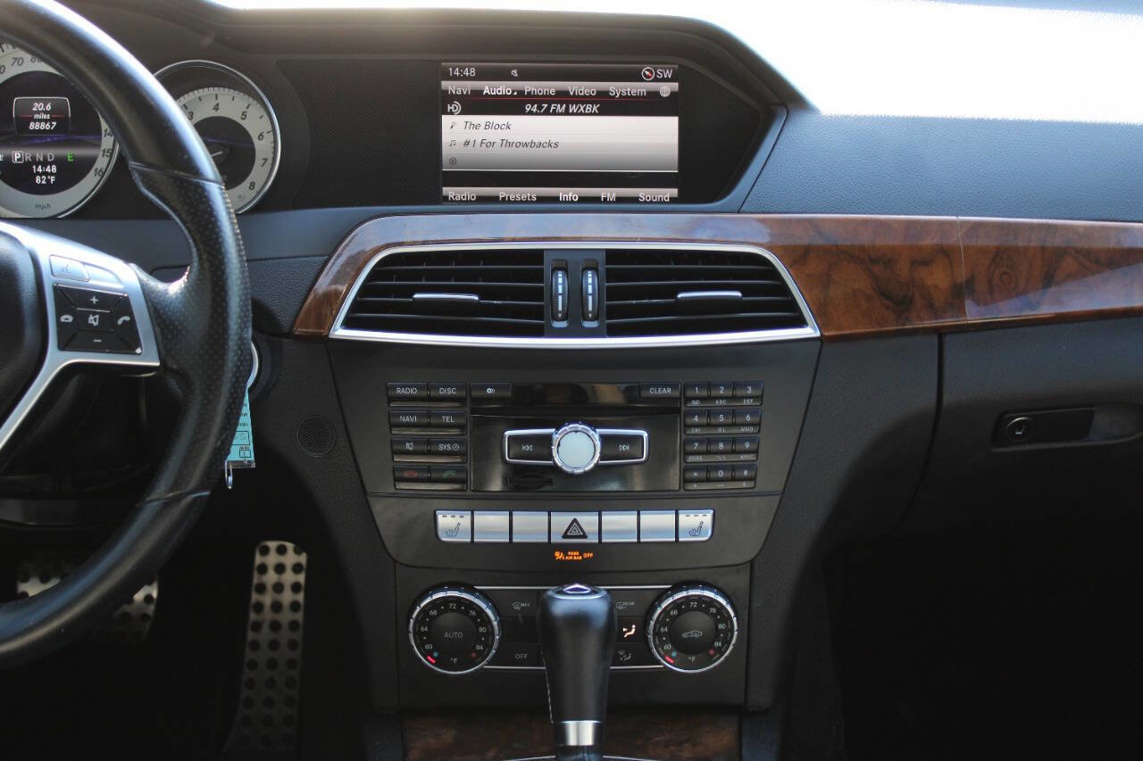 Used 2013 Mercedes-Benz C 250 Sedan image 35