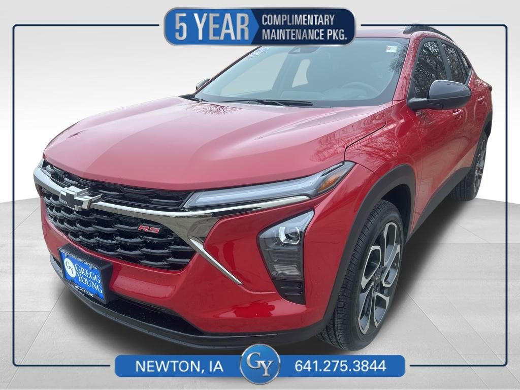 Used 2026 Chevrolet Trax RS w/ Driver Confidence Package image 1