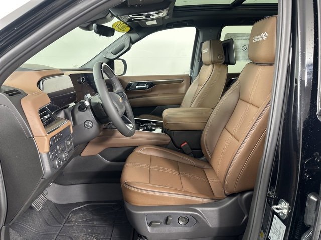 New 2026 Chevrolet Suburban High Country image 15