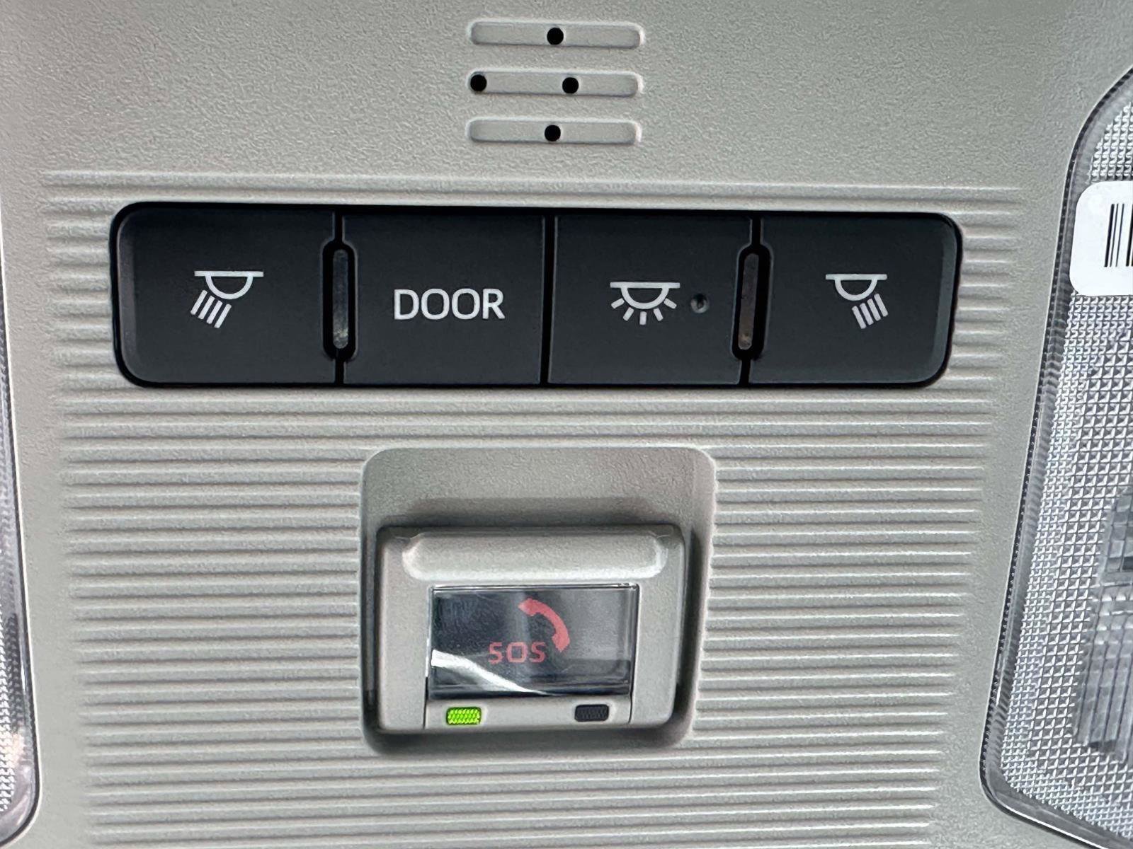 Certified 2025 Toyota RAV4 XLE AWD/4WD image 35