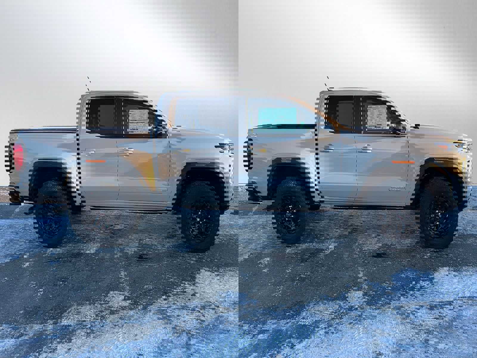 New 2026 GMC Canyon Elevation w/ Convenience Package image 2