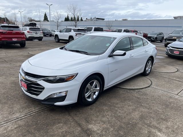 Used 2023 Chevrolet Malibu LT image 3