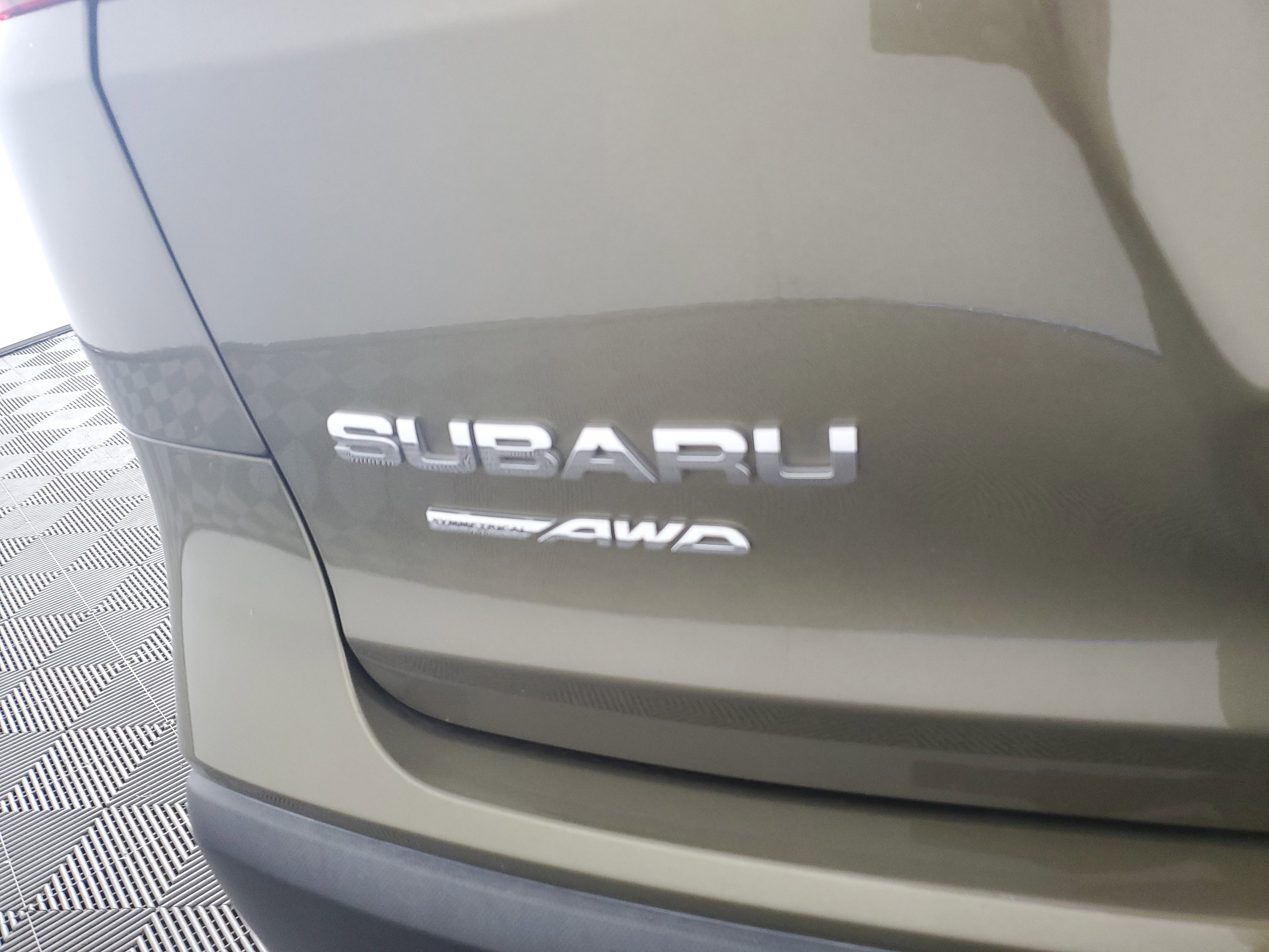 Used 2023 Subaru Ascent Premium image 31