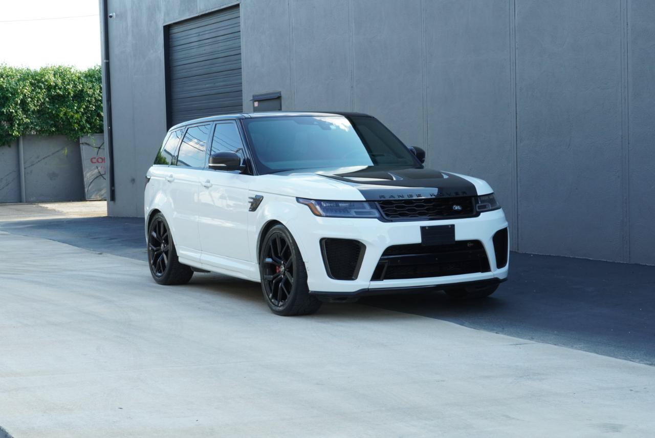 Used 2022 Land Rover Range Rover Sport SVR Carbon Edition AWD/4WD image 2