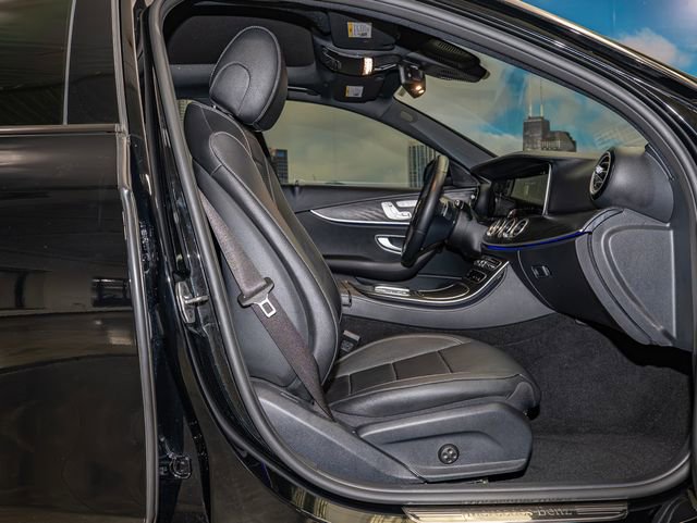 Certified 2022 Mercedes-Benz E 450 4MATIC Sedan image 21