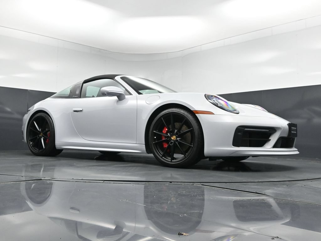 Certified 2024 Porsche 911 Targa 4S w/ Premium Package AWD/4WD image 26