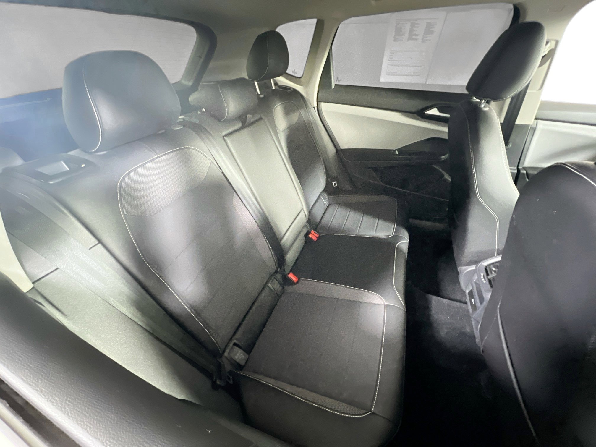 Used 2022 Volkswagen Taos SE image 25